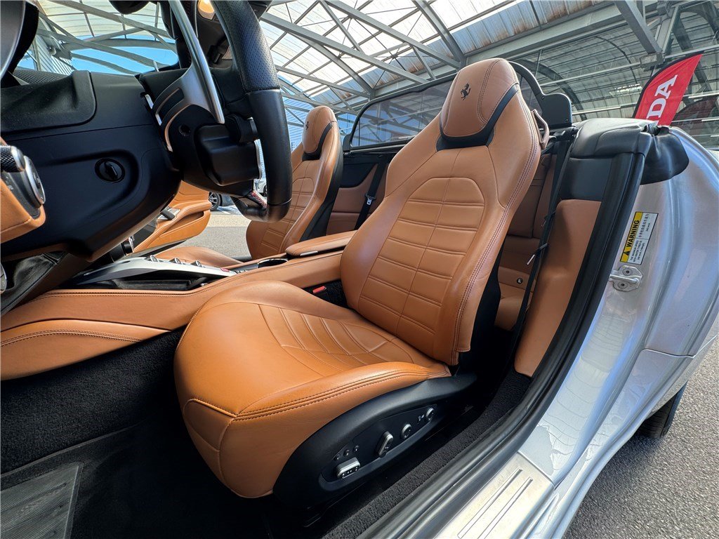 ferrari - Visuel 9