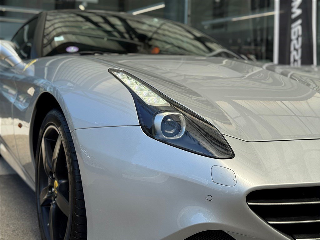 ferrari - Visuel 16